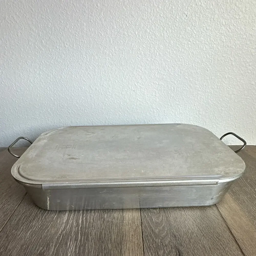 Wear-Ever Aluminum Roasting Pan with Lid No. 2612 Vintage 13x9 USA MCM Bakeware